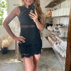 SUPER CUTE COCKTAIL MINI BLACK LACE DRESS SMALL